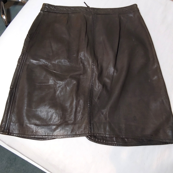 Women's Custom Designed Dark Green Leather Pencil Skirt - Picture 3 of 10